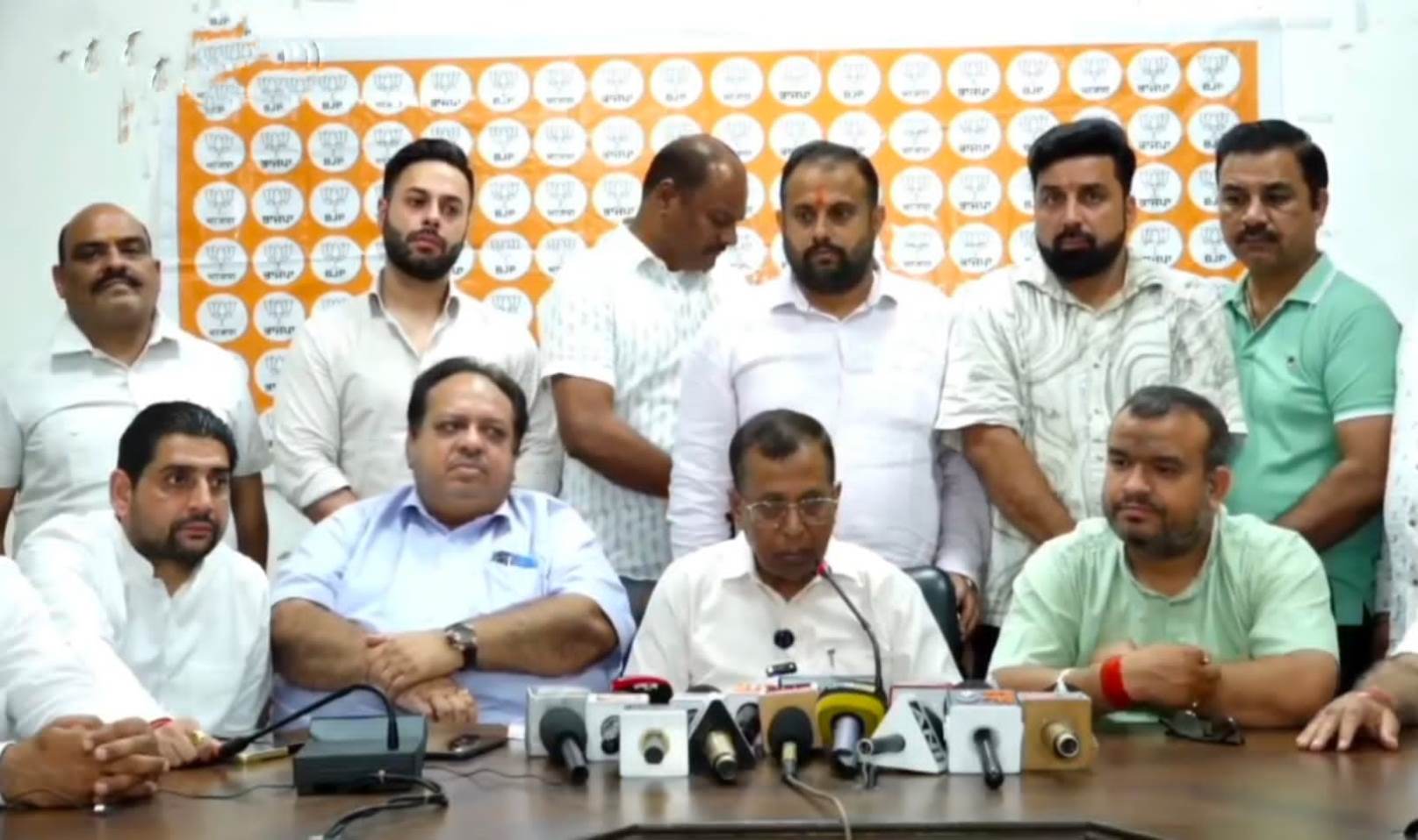 Punjab is anti-Dalit by ignoring the scriptures of Ravidassia Samaj and Valmiki Samaj in the sacrilege bill. The real picture of the government has been revealed to the world : Som Prakash